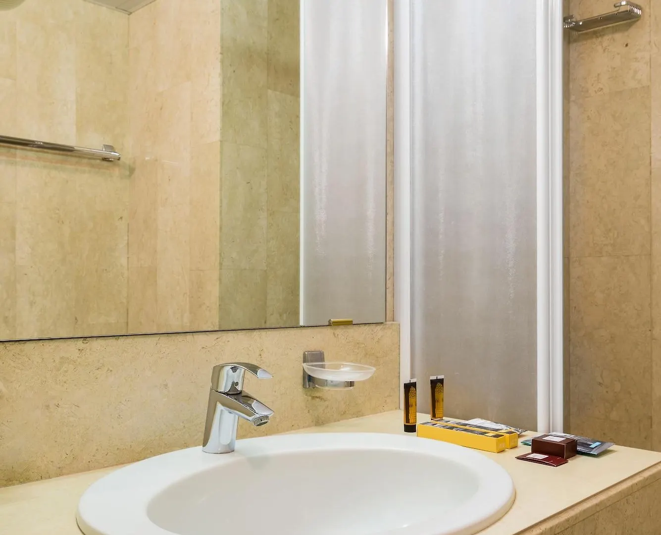 B&B Hotel Milano Aosta 3*, Milan