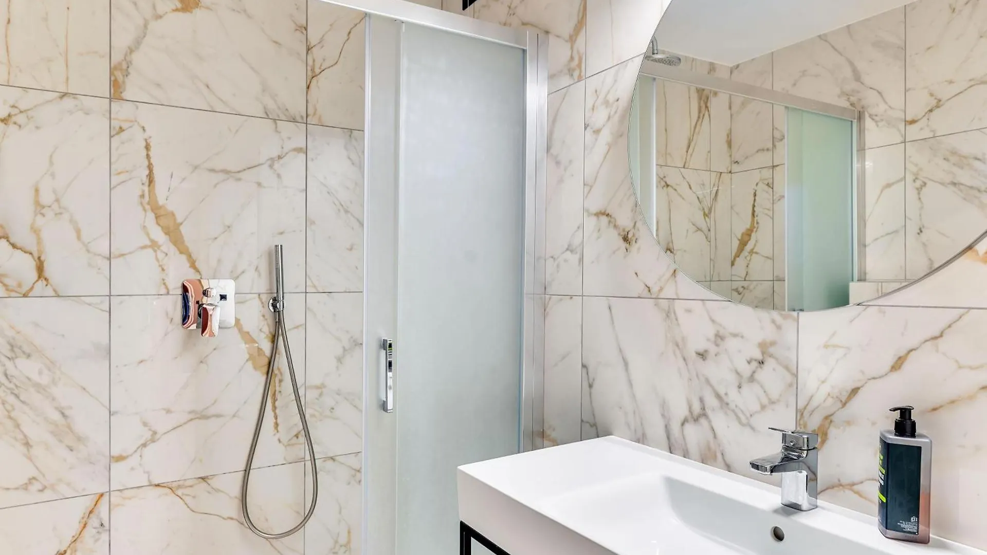 B&B Hotel Milano Aosta