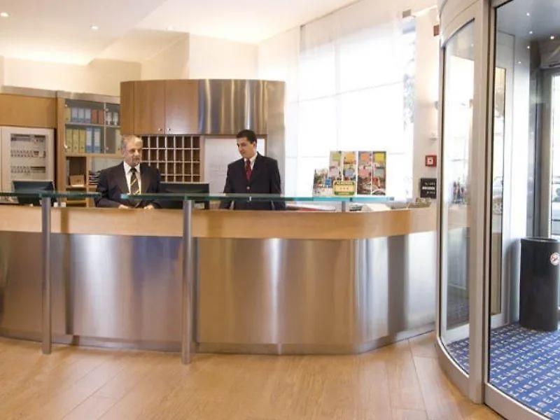 ***  B&B Hotel Milano Aosta Italy