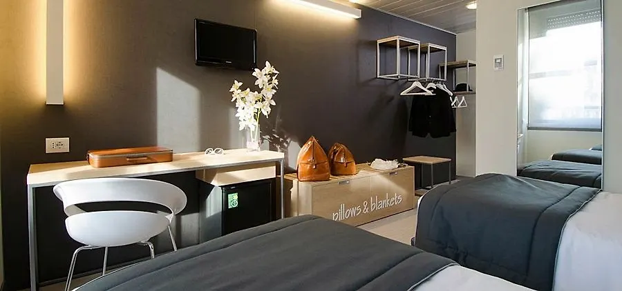 B&B Hotel Milano Aosta 3*,  Italia