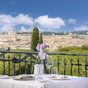 https://splendide-royal.it-romehotels.com